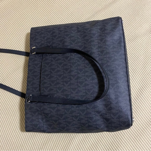 Michael Kors Jet Set Large Tote – Black Logo Canvas black and grey - Picture 6 of 12